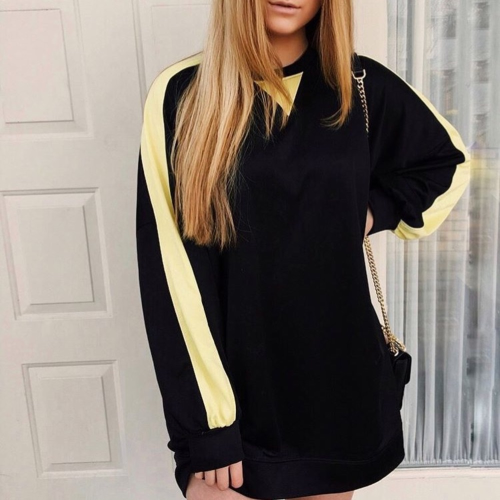 Black and yellow oversized sweatshirt dress